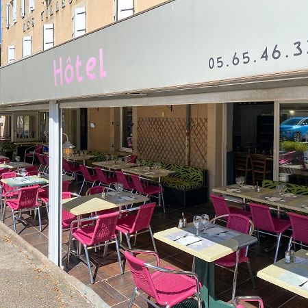 Hotel Les Tilleuls De Pareloup A Salles-Curan Екстериор снимка